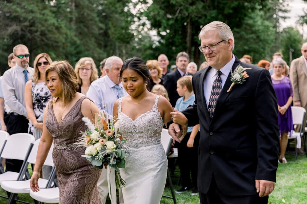 mohawk falls bride walking down aisle