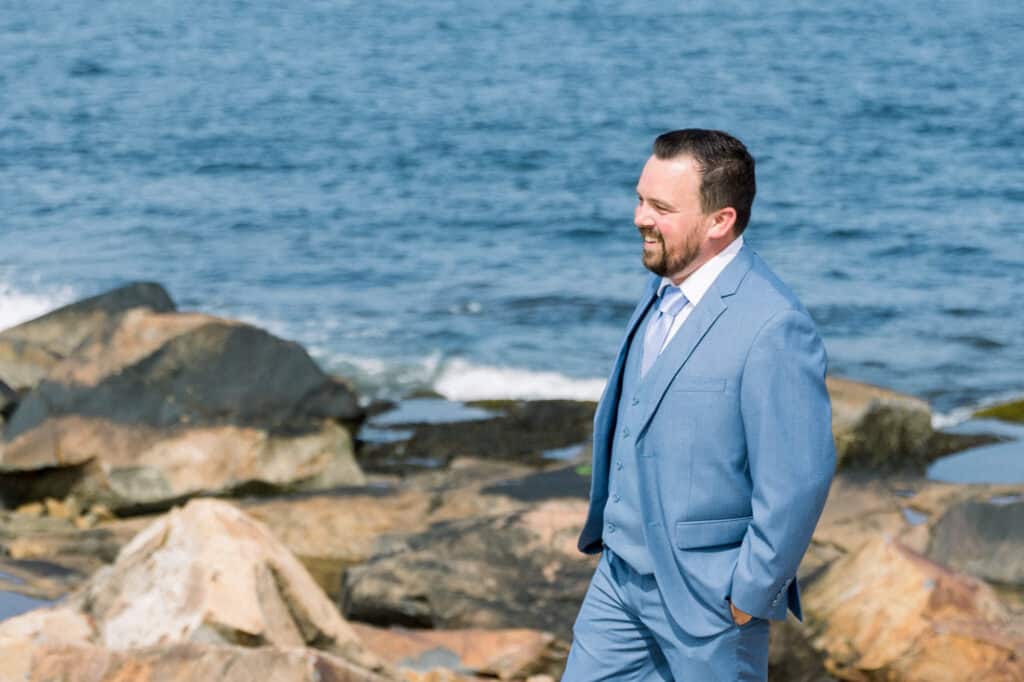 bass rocks first look