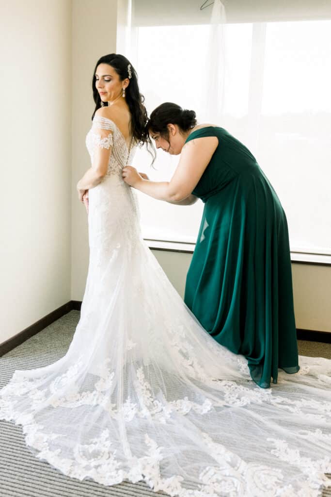 New England Botanic Garden wedding bride