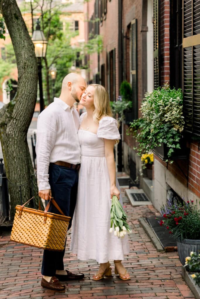 Beacon Hill Engagement Photos
