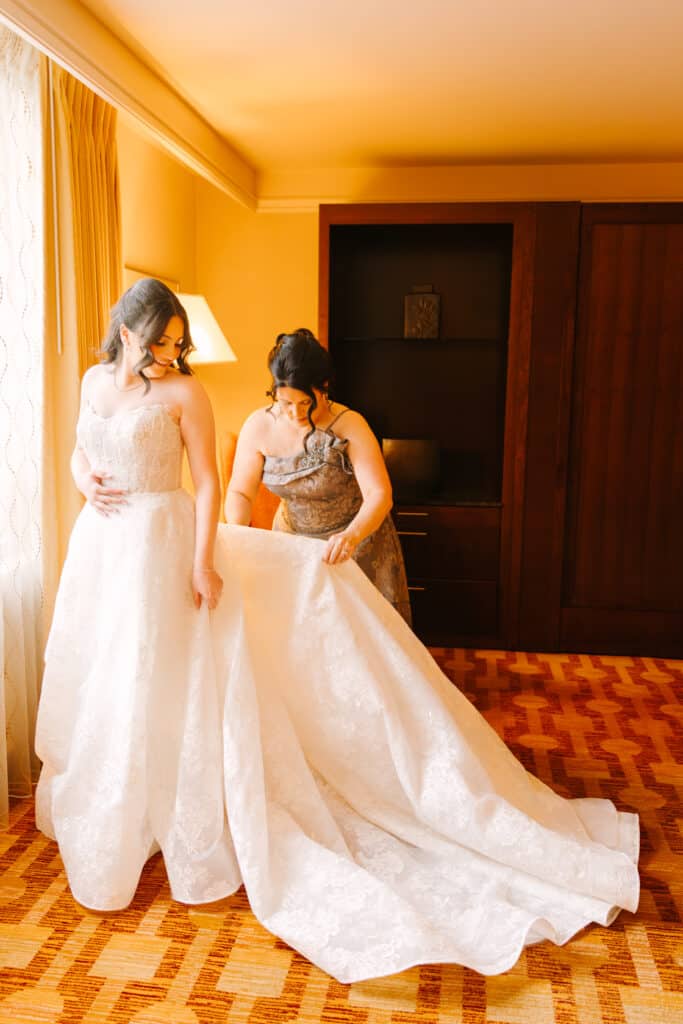 Great River Golf Club Bride Getting Ready