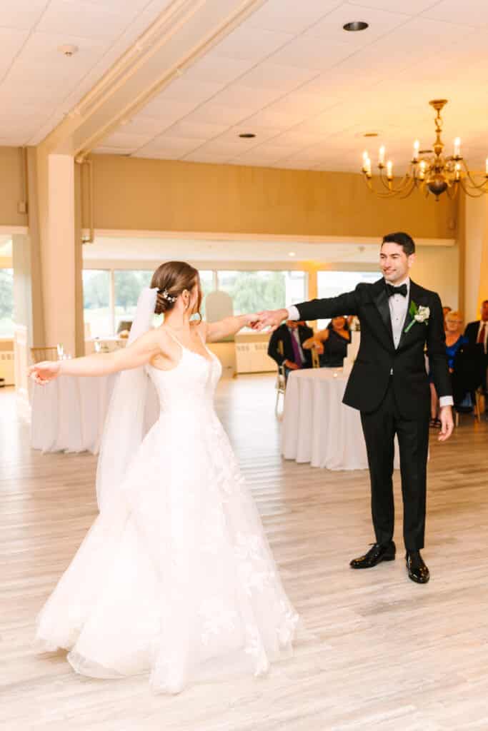 Pleasant Valley Wedding First Dance